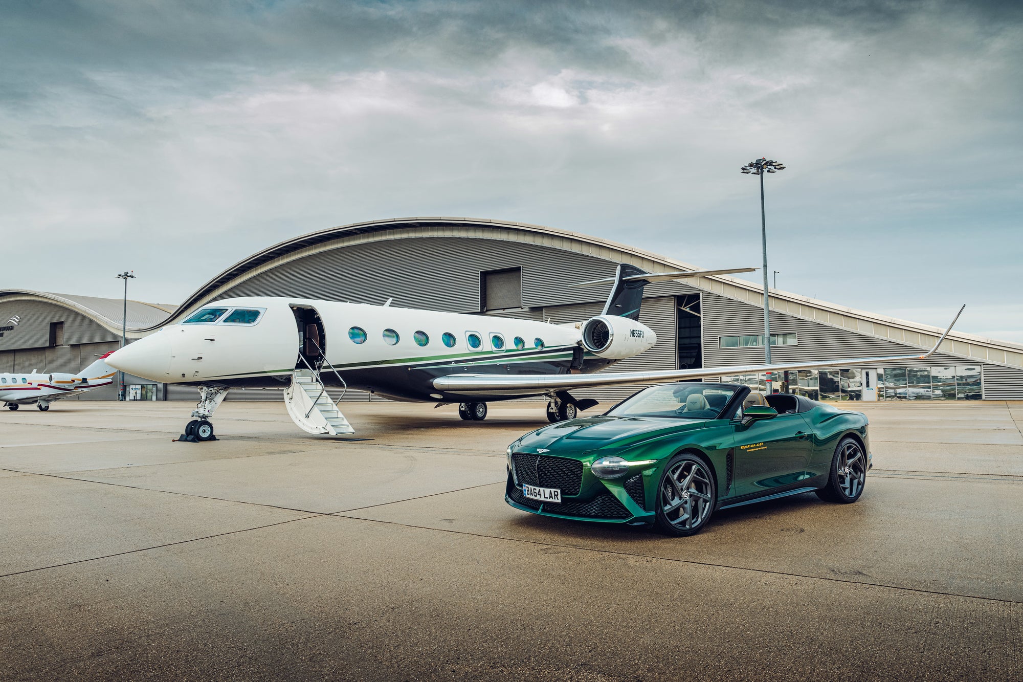 Bentley Mulliner Creates Bacalar-Inspired Bespoke Luxury Aircraft with Flexjet