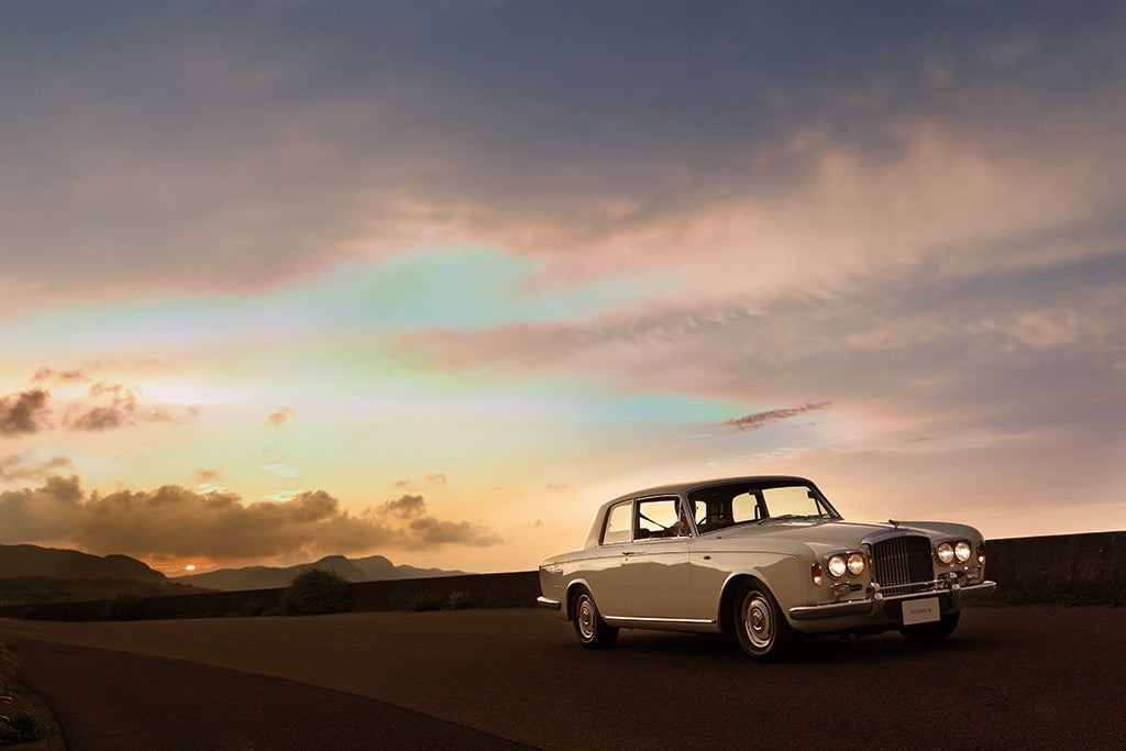 BENTLEY DNA<br>BENTLEY T 2-DOOR SALOON BY JAMES YOUNG<br>A Realm of Maturity Created by the Bespoke